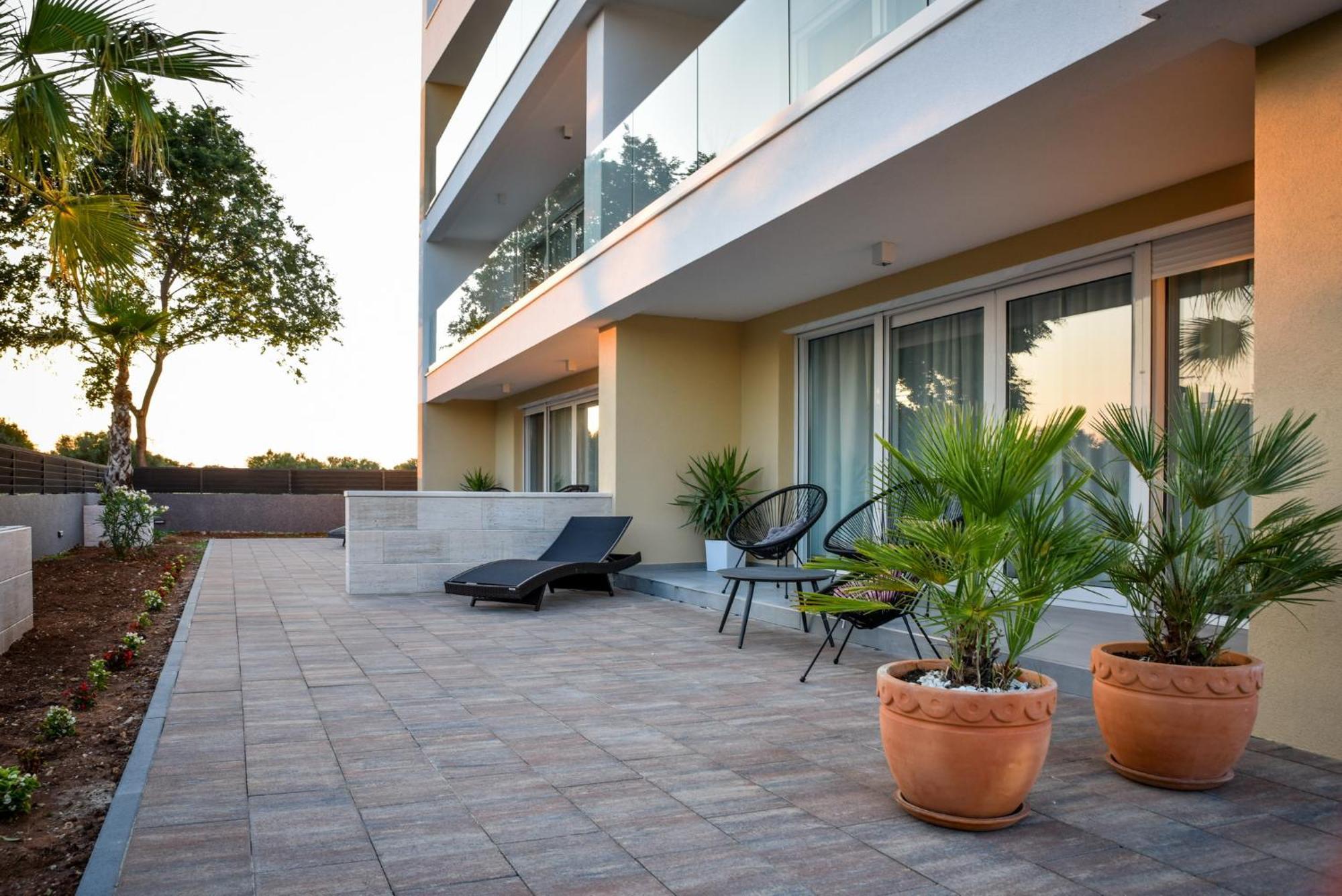 Luxury Apartments La Perla Bibinje Exterior foto